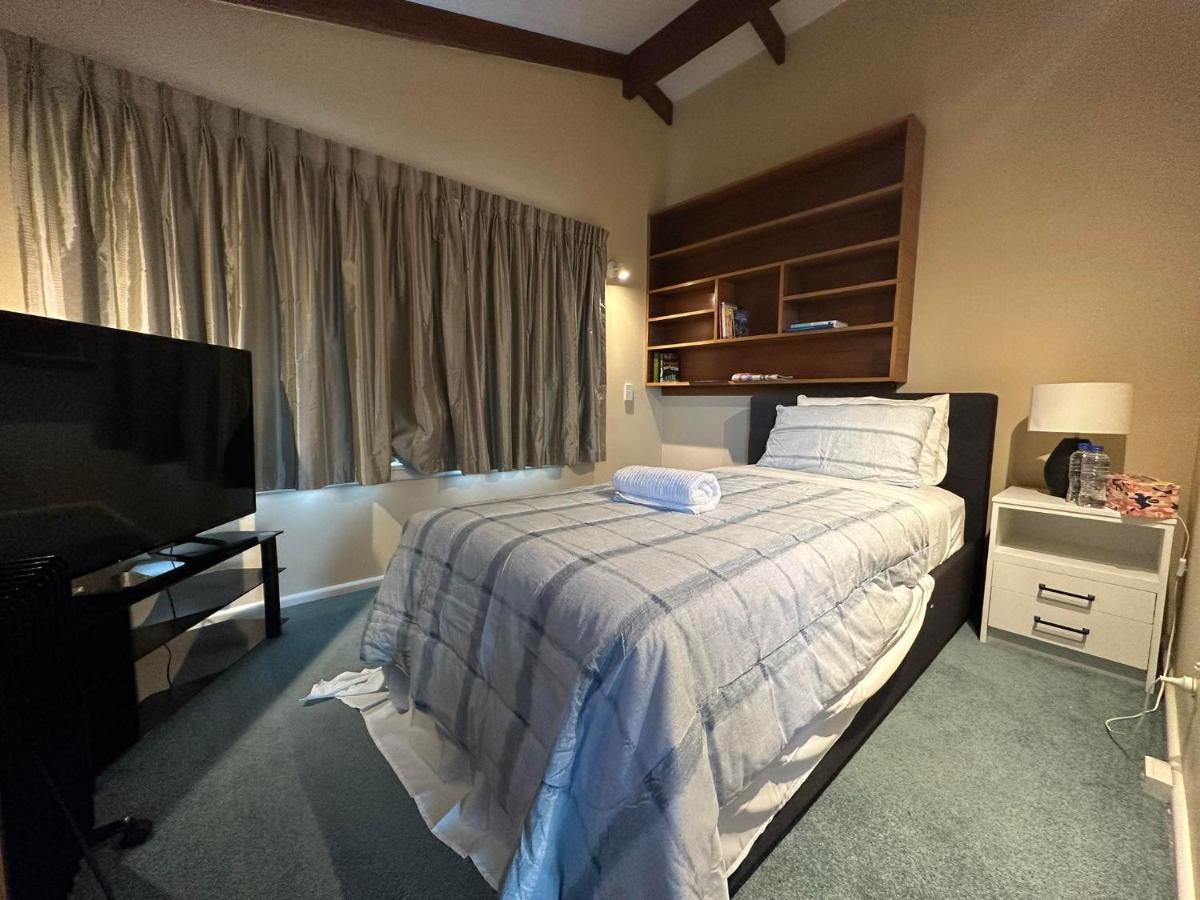 The Airport Homestay House Christchurch Exterior photo